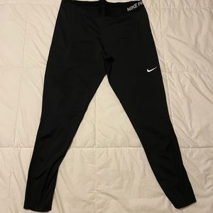 Black Nike Pro Leggings